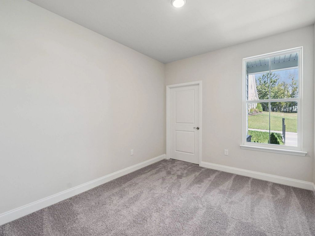 Stewart's Glen | 55+ Community - Magnolia Interior Image 9