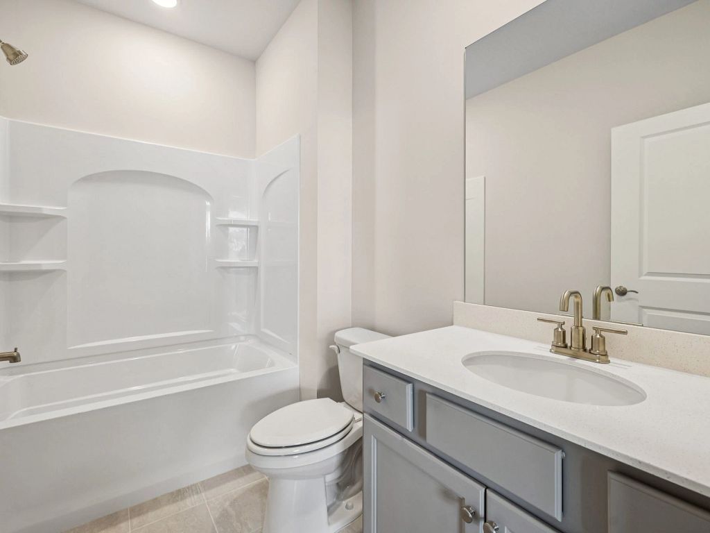 Stewart's Glen | 55+ Community - Magnolia Interior Image 11