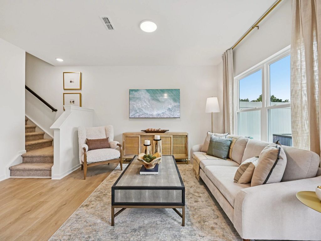Towns at The Point - Camellia Interior Image 4