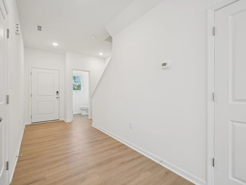 Towns at The Point - Dogwood Interior Image 21
