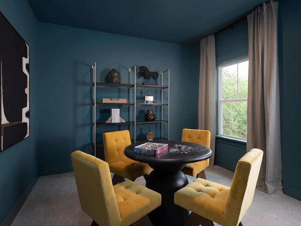 Rowland's Grant - Knox Interior Image 9