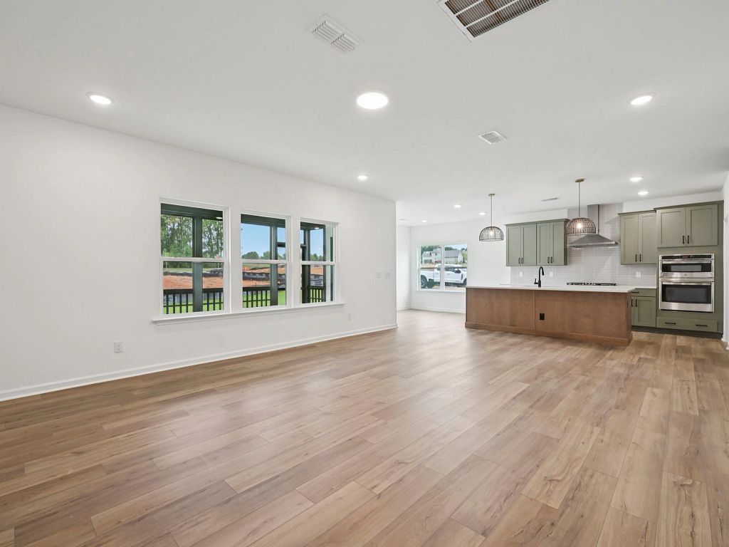 The Point - Camden Interior Image 1