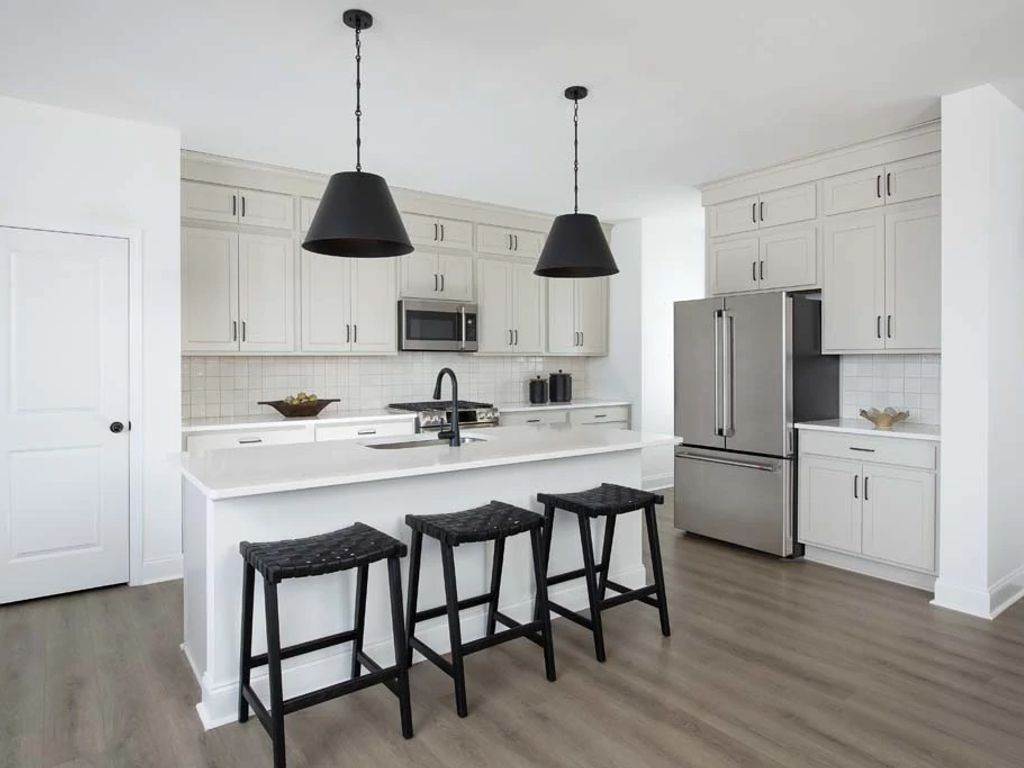 Promenade at Clari Park - Oakland Interior Image 8