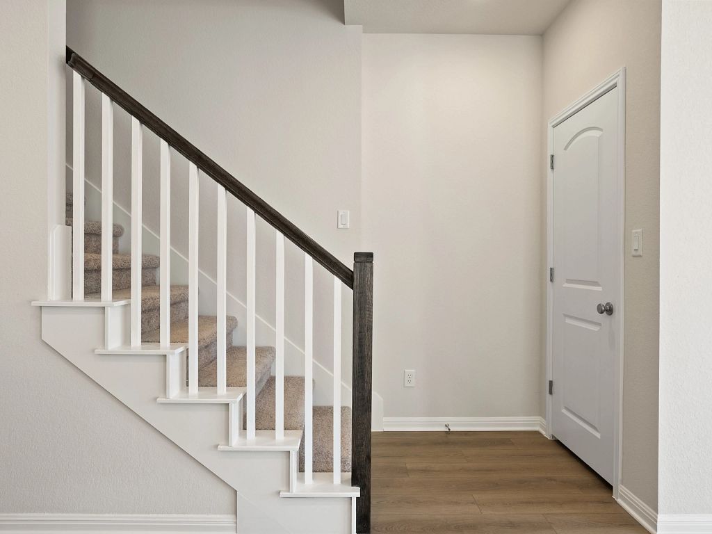 The Colony - Somerville Interior Image 17