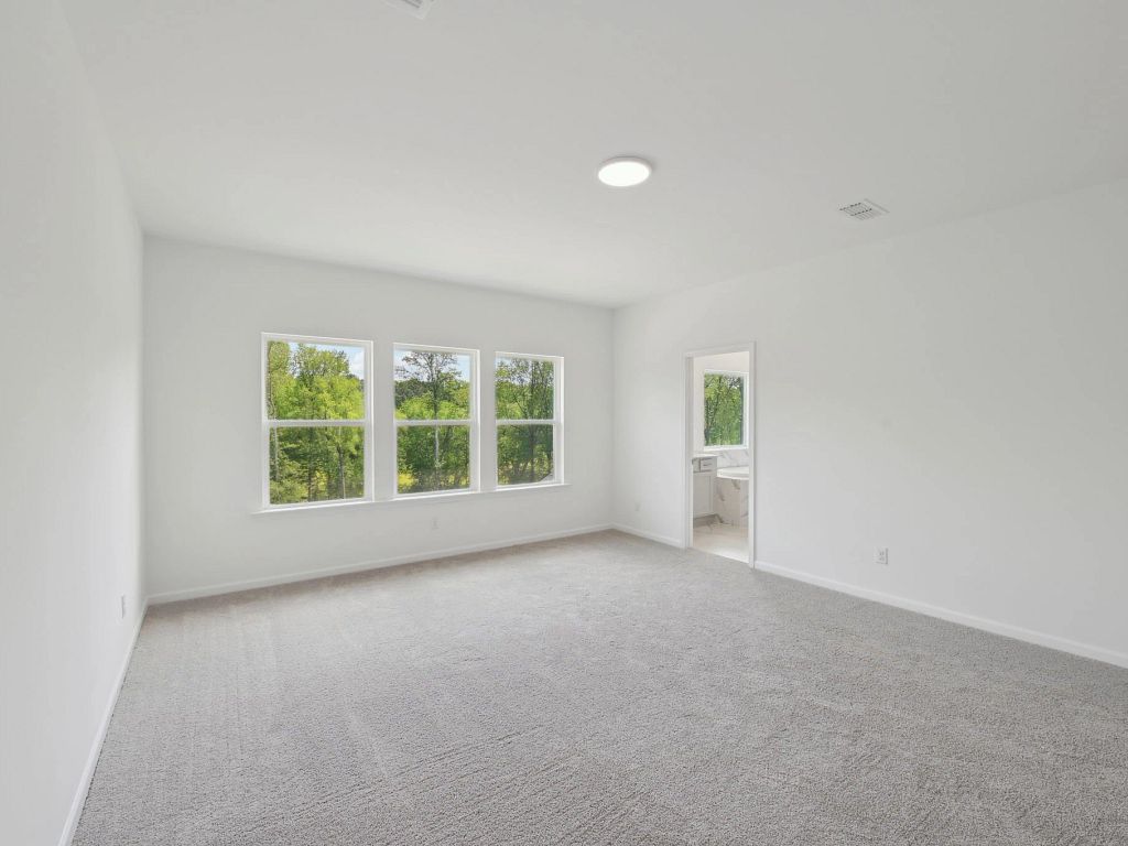 Crescent Mills - Jordan Interior Image 6