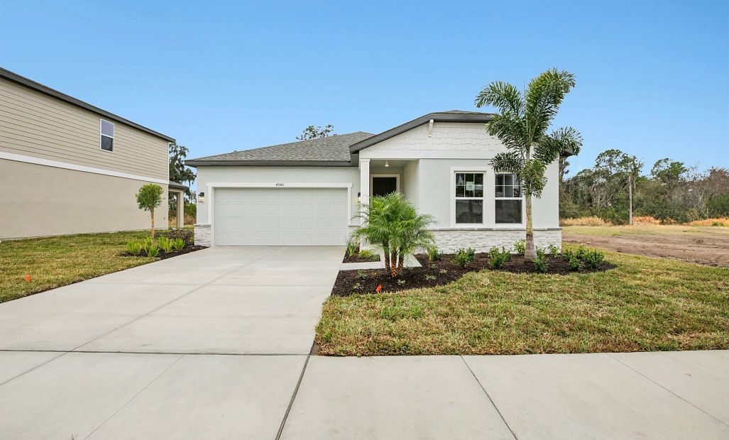 Hawkins Q front elevation