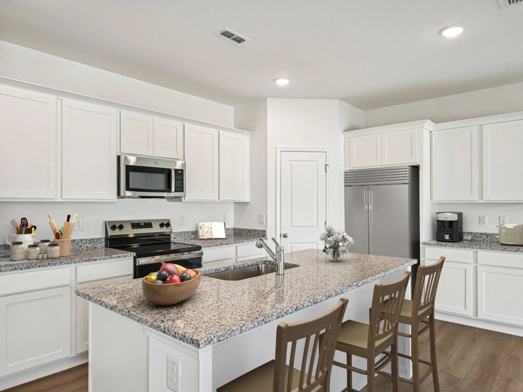 Middleton Farms - Meadow Interior Image 1