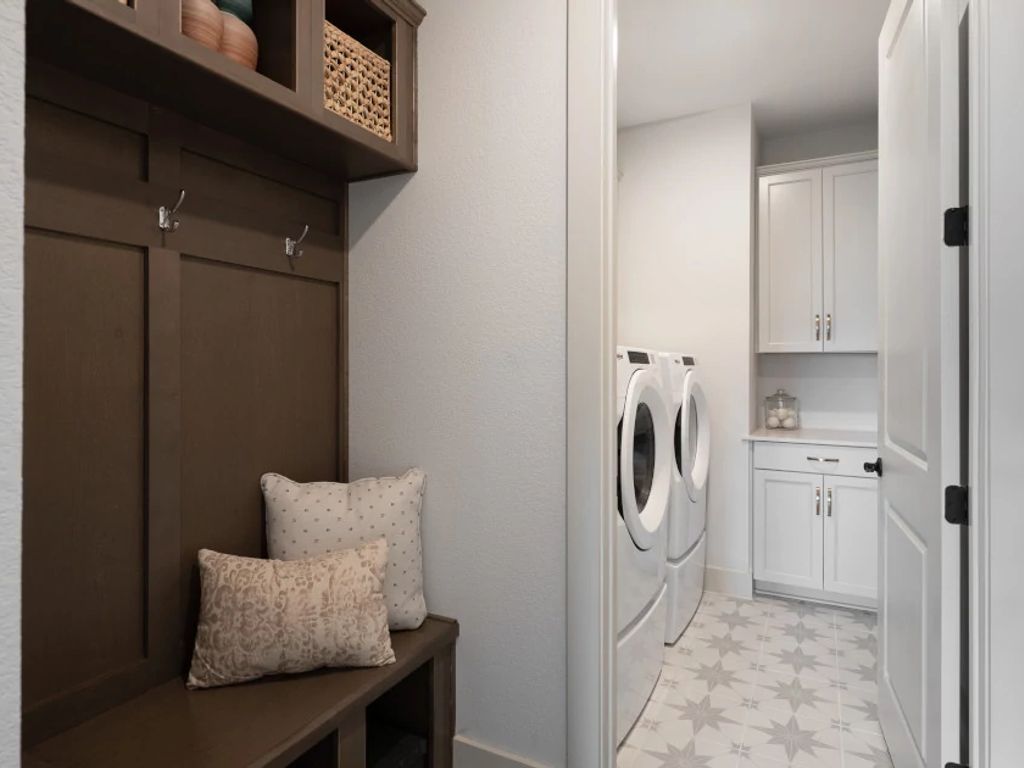 The Trails at Carmel - Westlake Interior Image 16