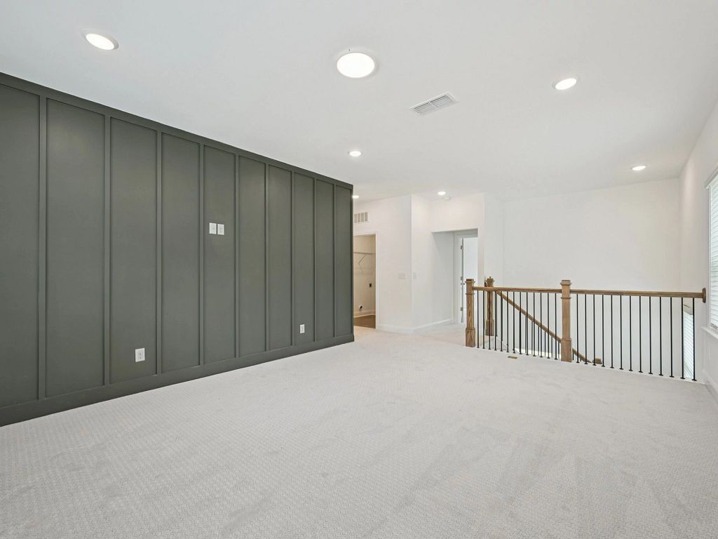 Crescent Mills - Jordan Interior Image 36