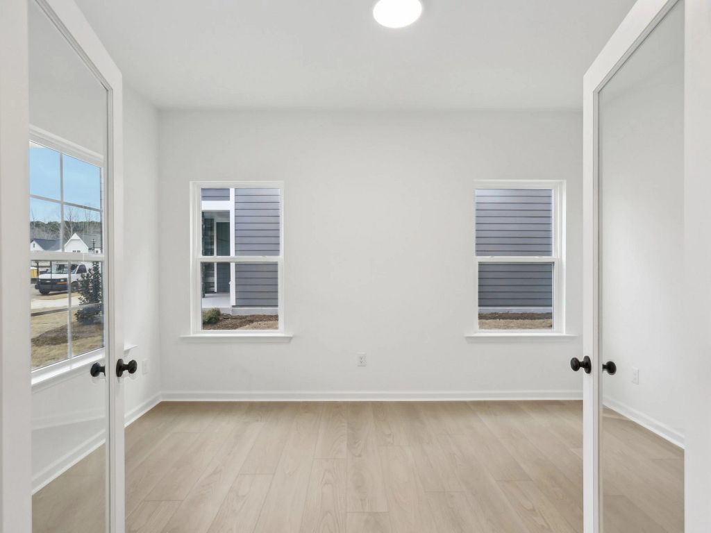 Rowland's Grant - Alexis Interior Image 4