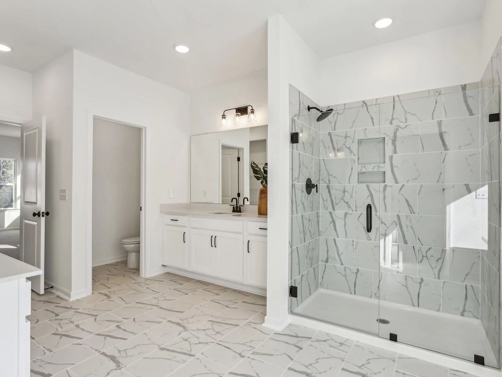 The Point - Madison Interior Image 1