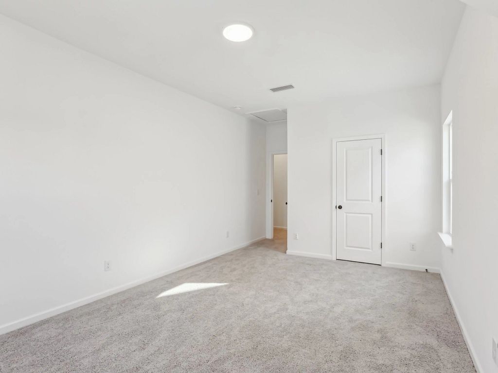 The Point - Madison Interior Image 4