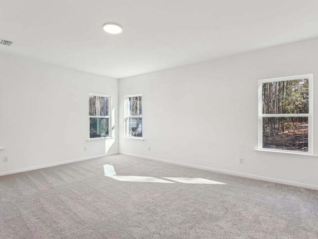 The Point - Madison Interior Image 11