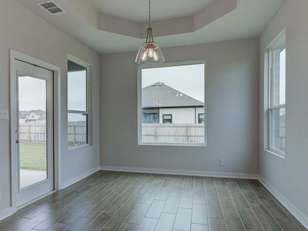 Saddlebrook Ranch - Guadalupe  Interior Image 9