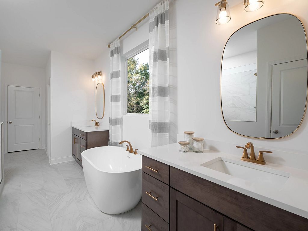 Willow Landing - Winters Interior Image 10