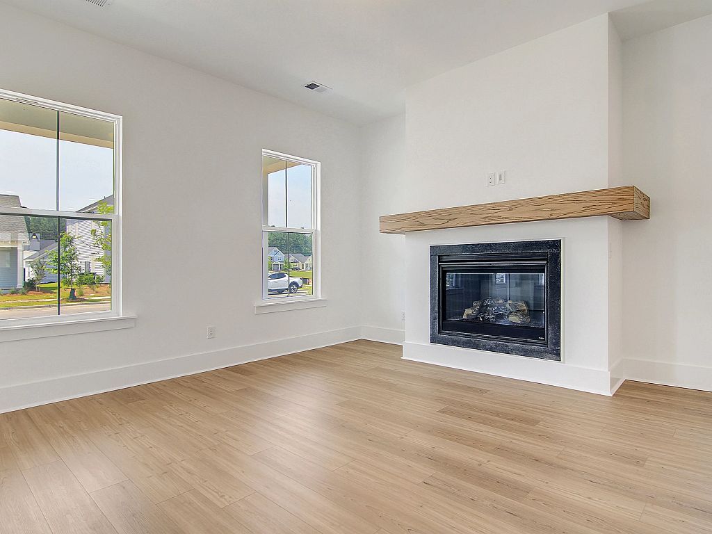 Midtown at Nexton - Givhans Interior Image 2