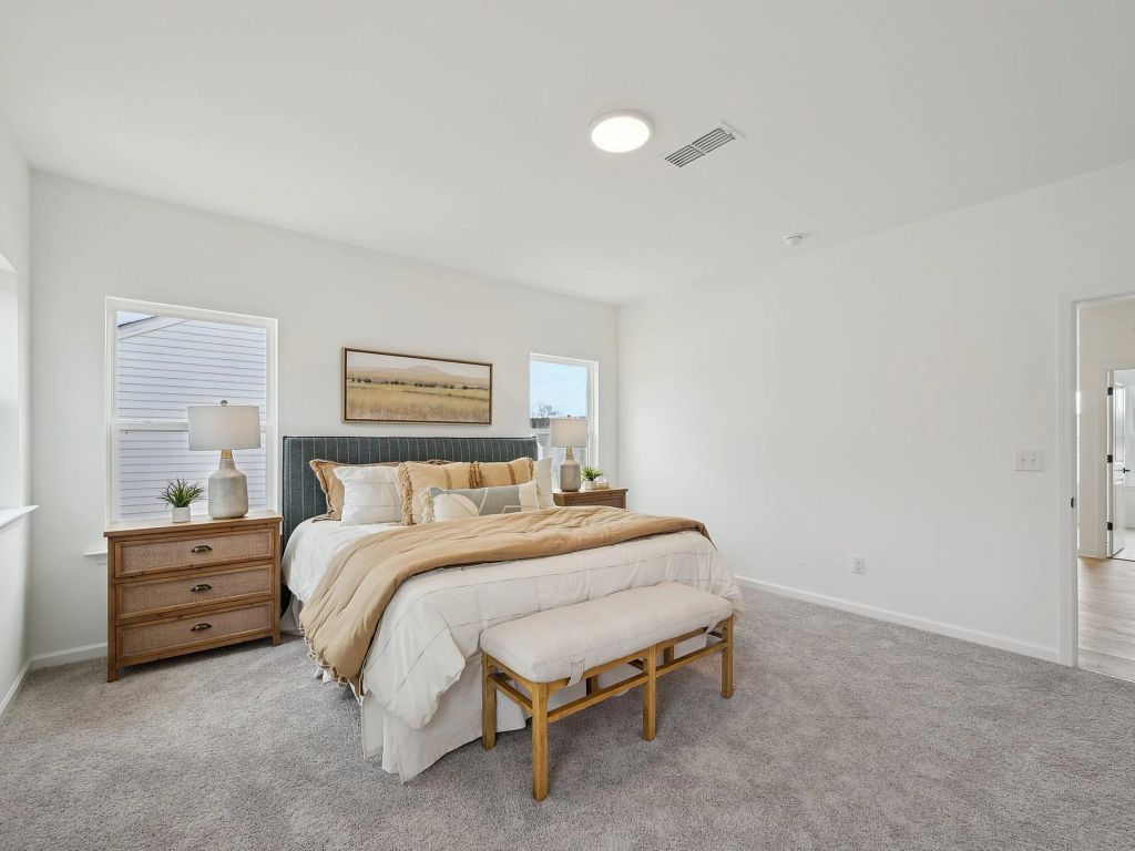 Crescent Mills - Leland Interior Image 25