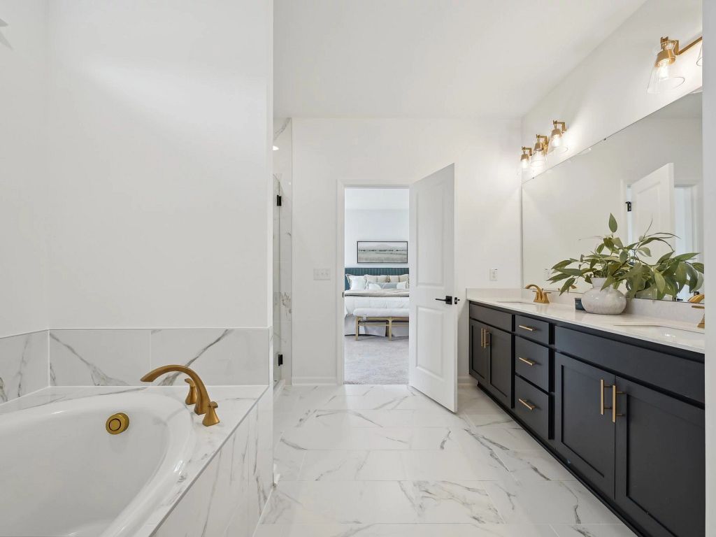 Crescent Mills - Leland Interior Image 26