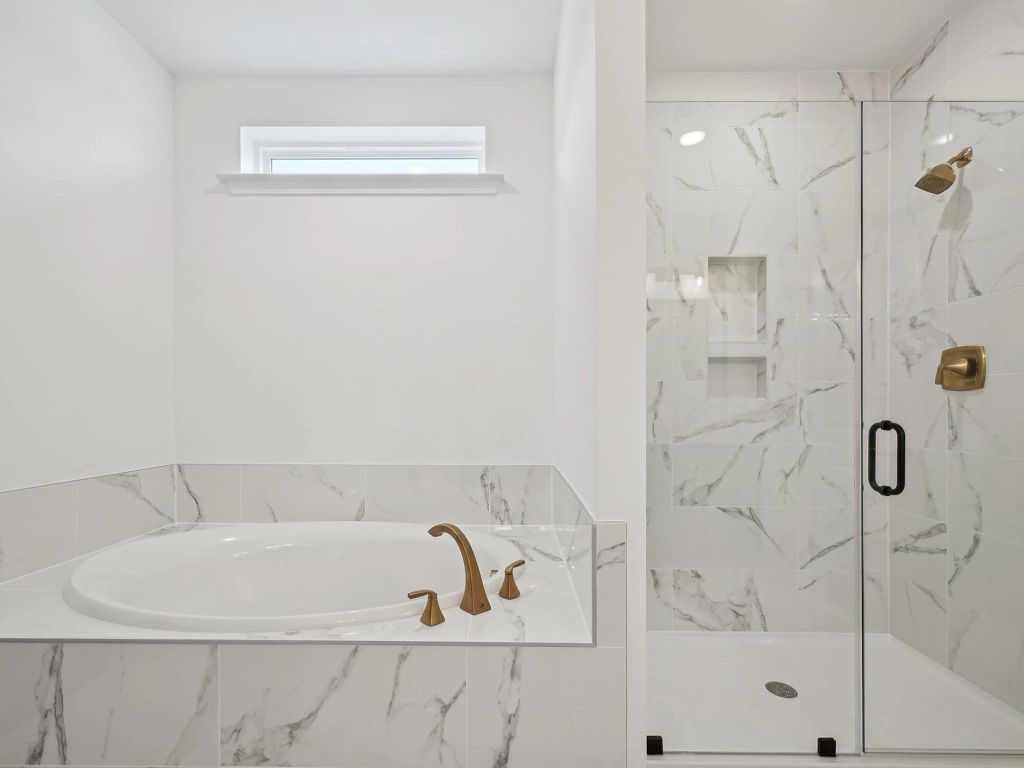 Crescent Mills - Leland Interior Image 28