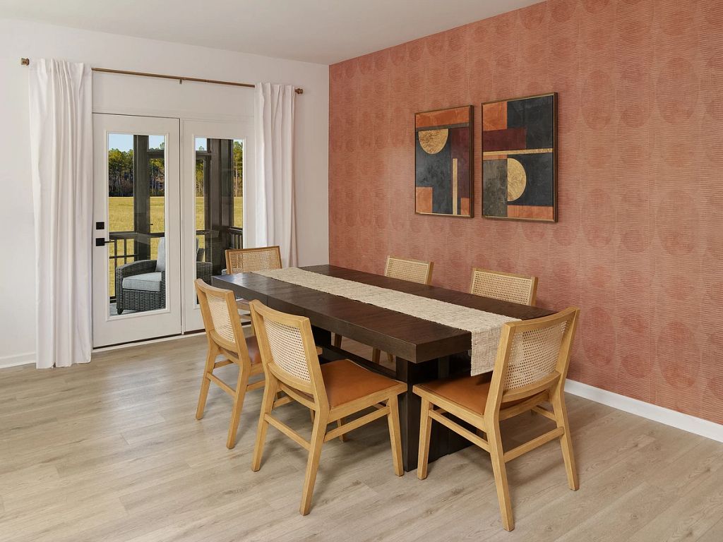 Crescent Mills - Macon Interior Image 6