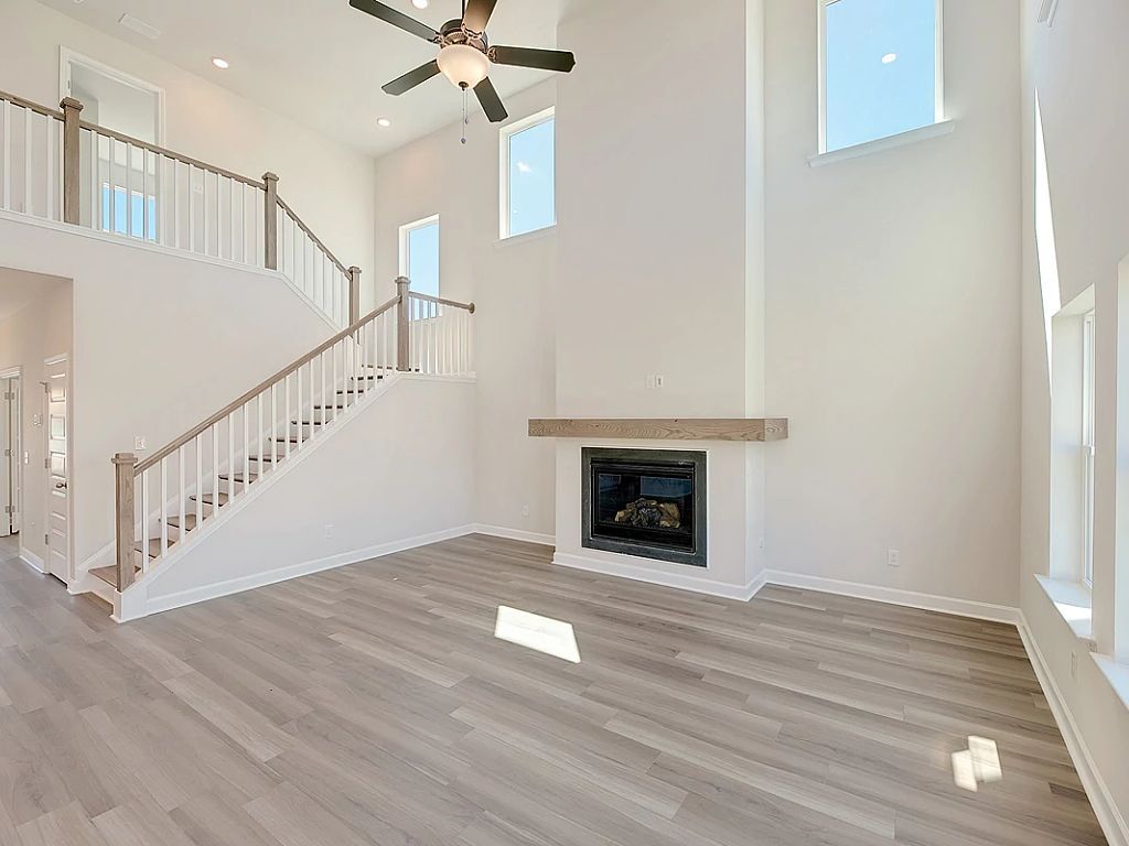 Watson Hill - Monroe Interior Image 13