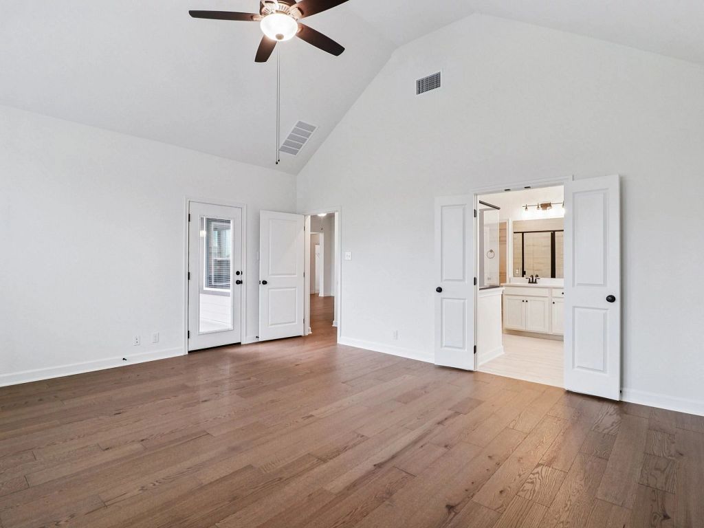 Saddlebrook Ranch - San Saba  Interior Image 9
