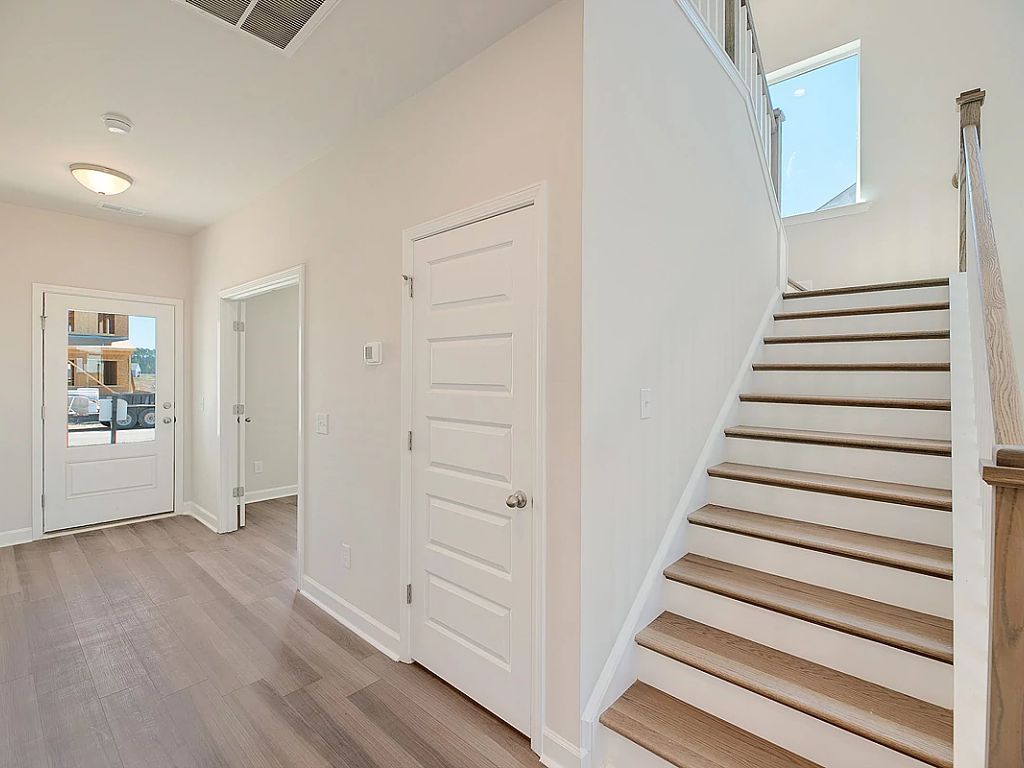 Watson Hill - Monroe Interior Image 16