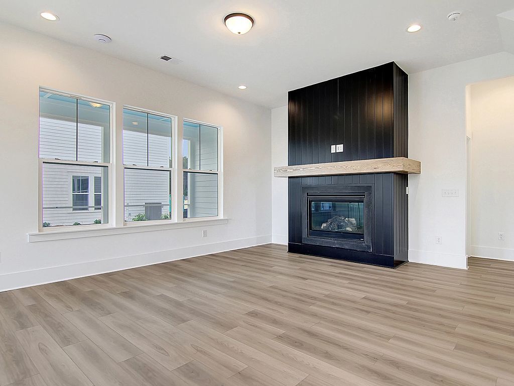 Midtown at Nexton - Newington Interior Image 6