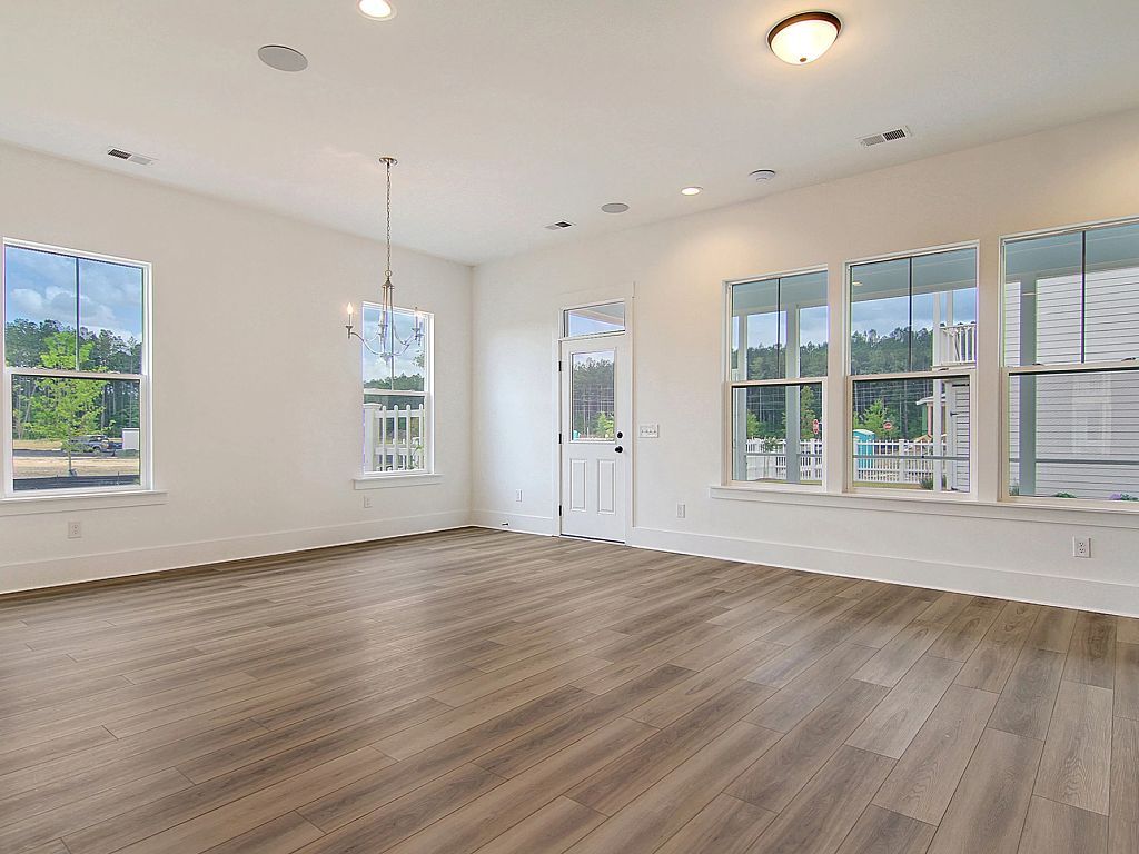 Midtown at Nexton - Newington Interior Image 8