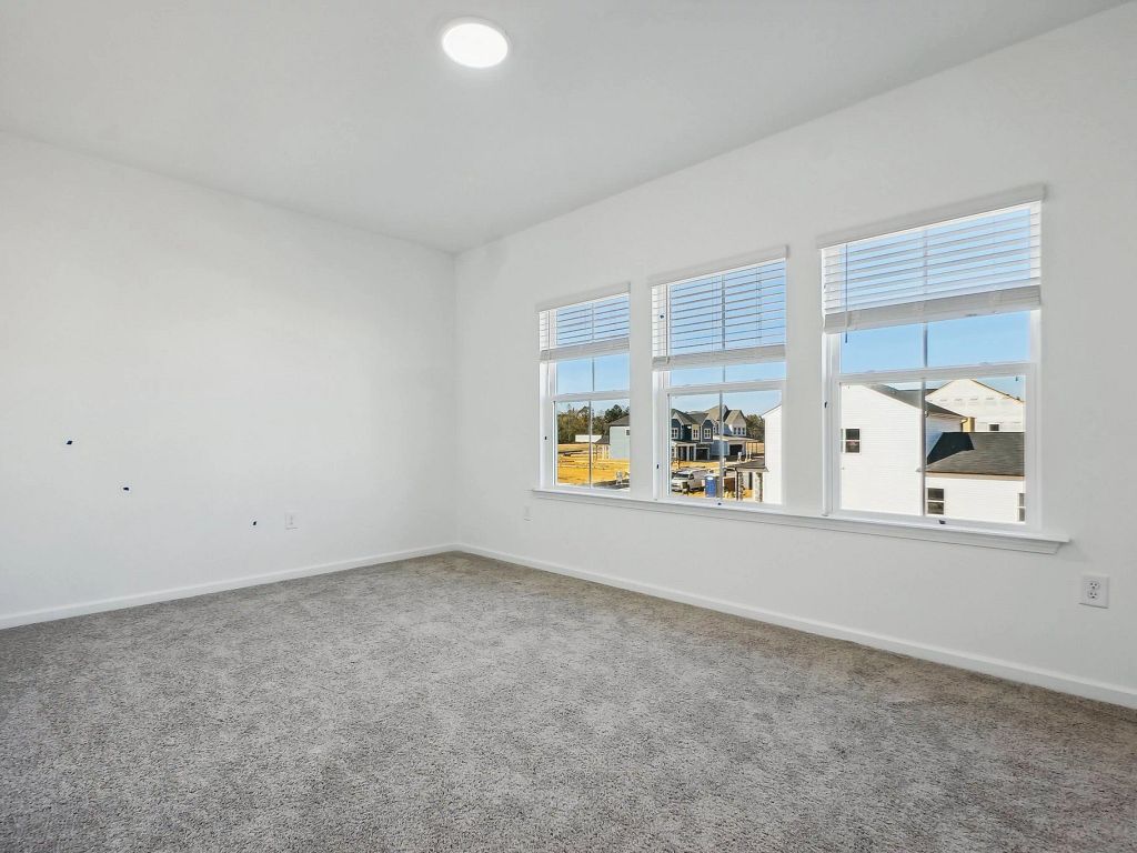 Crescent Mills - Macon Interior Image 27