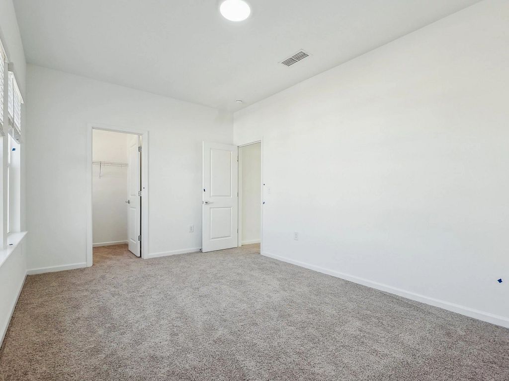 Crescent Mills - Macon Interior Image 28