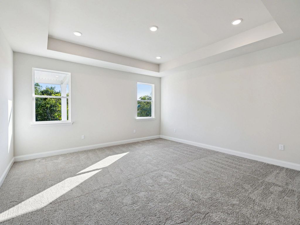Ascent at Arbor Ridge - Washington Interior Image 8