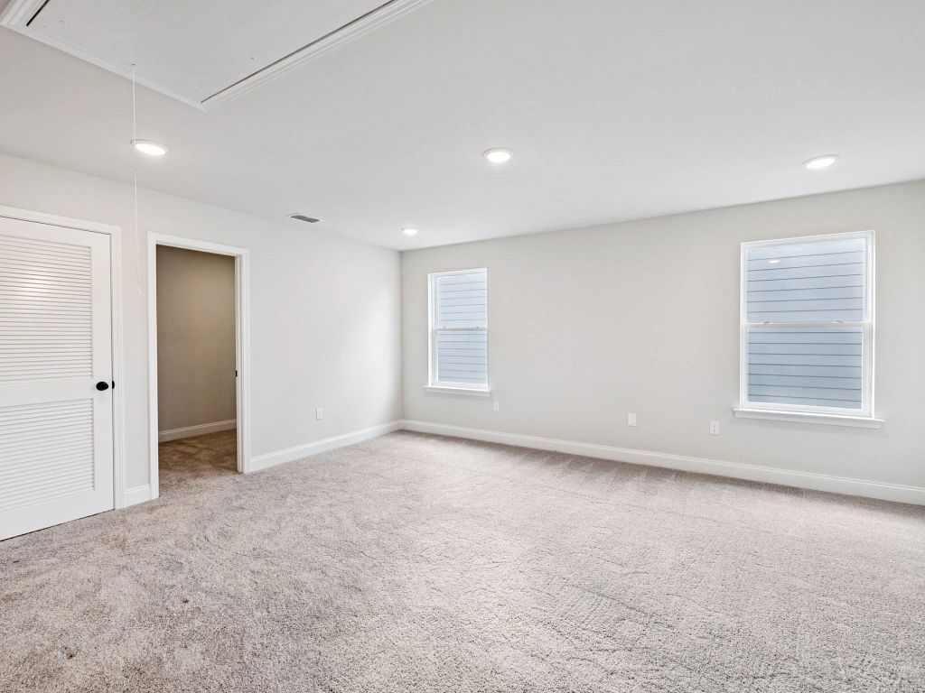Ascent at Arbor Ridge - Washington Interior Image 12