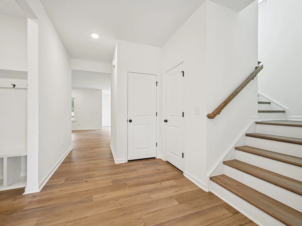 Crescent Mills - Macon Interior Image 38