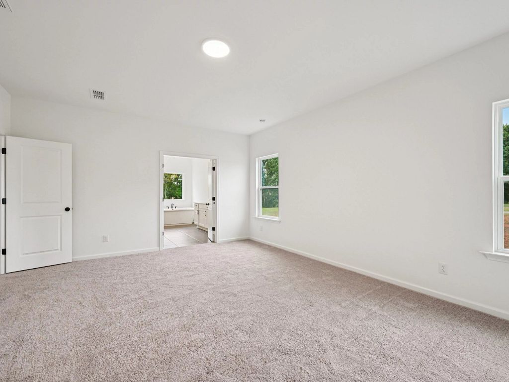 Crescent Mills - Macon Interior Image 40