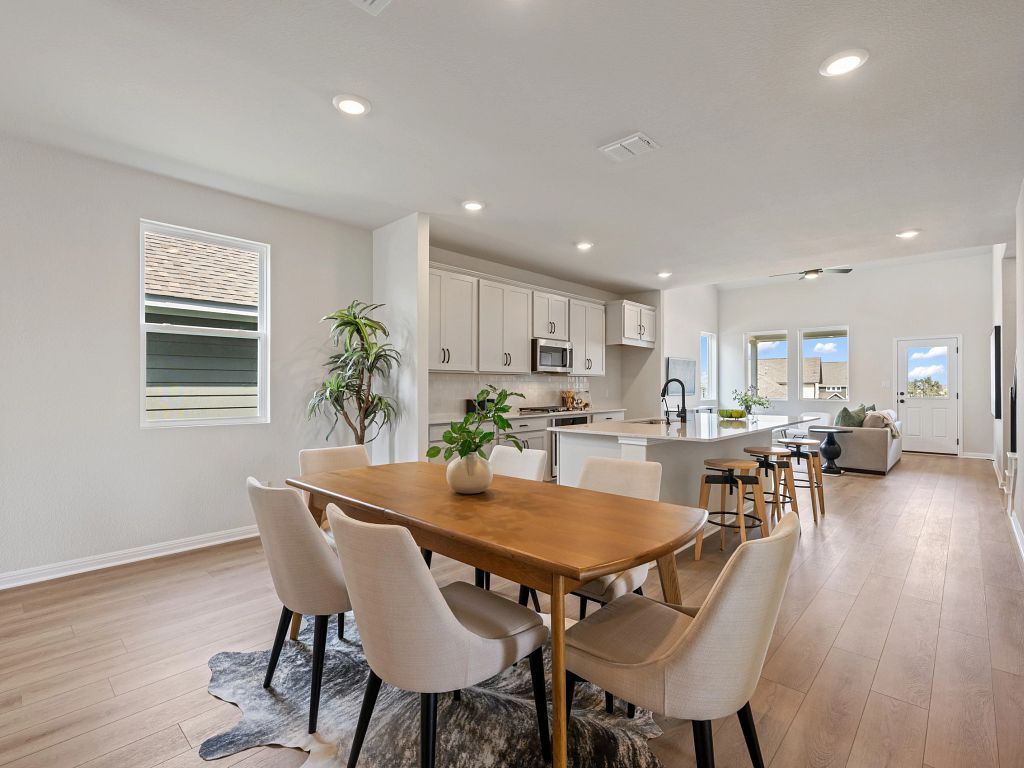 The Trails at Carmel - Granbury Interior Image 10