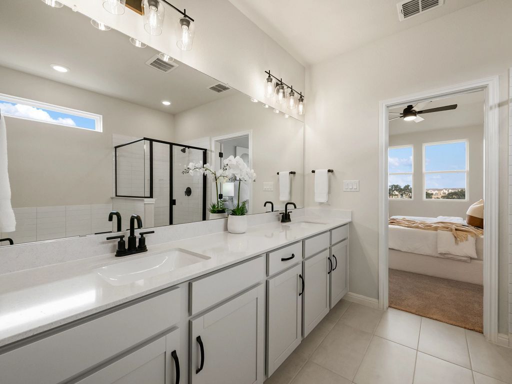 The Trails at Carmel - Granbury Interior Image 24