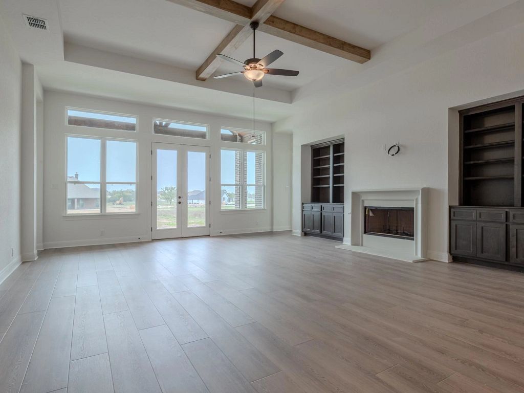 Waldsanger - Avalon II Interior Image 10