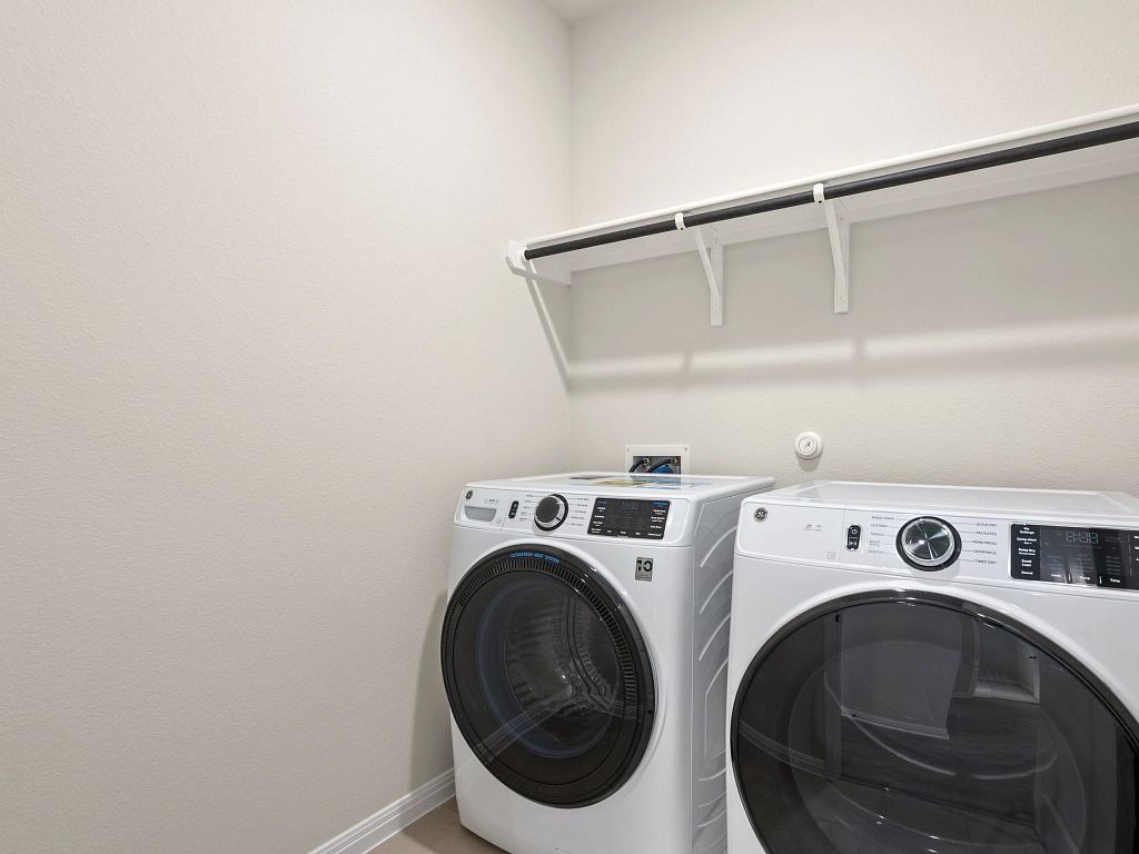 The Colony - Texoma Interior Image 15