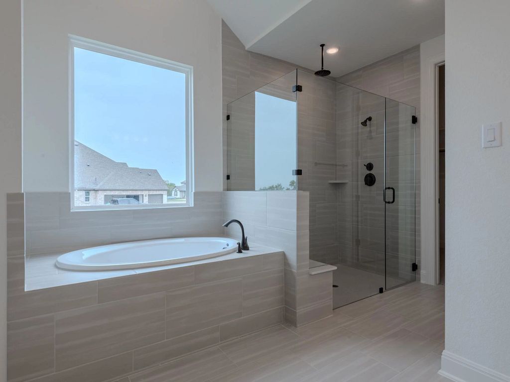 Waldsanger - Avalon II Interior Image 14