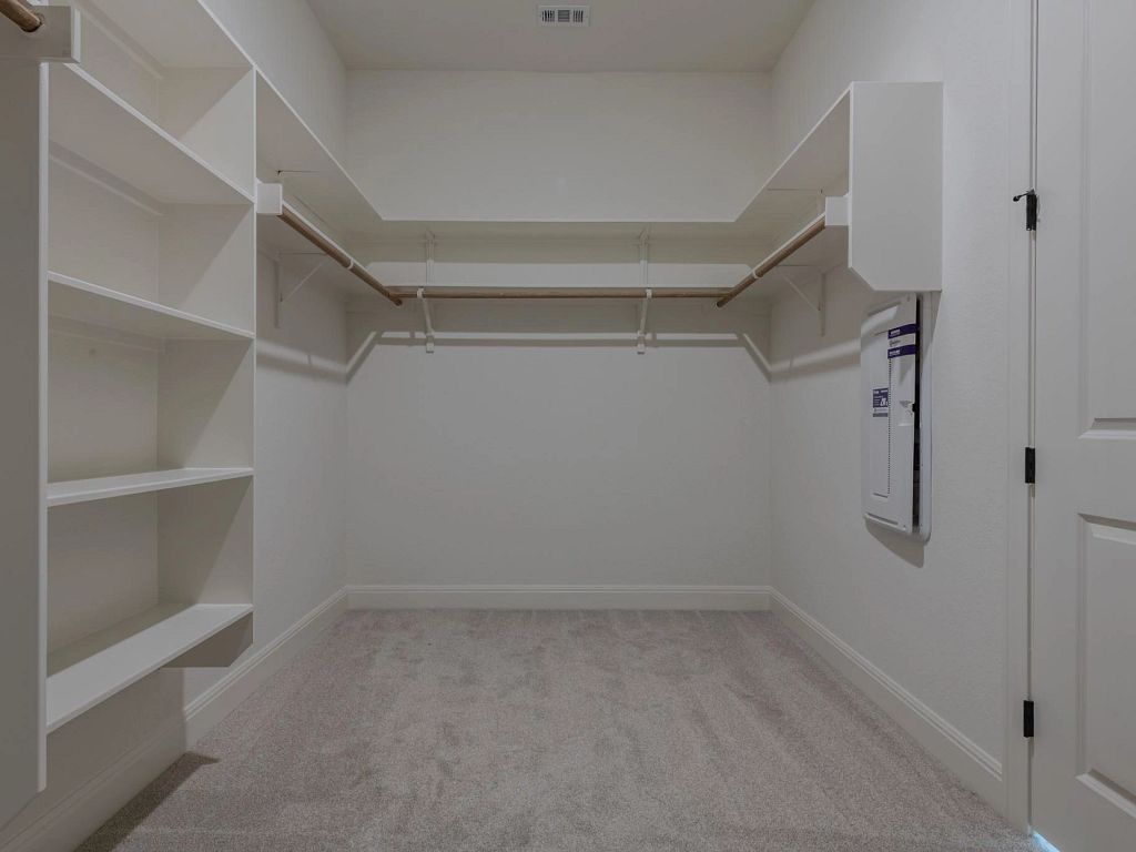 Waldsanger - Avalon II Interior Image 15