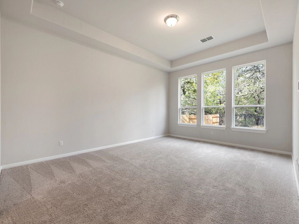 Provence - Lexington Interior Image 6