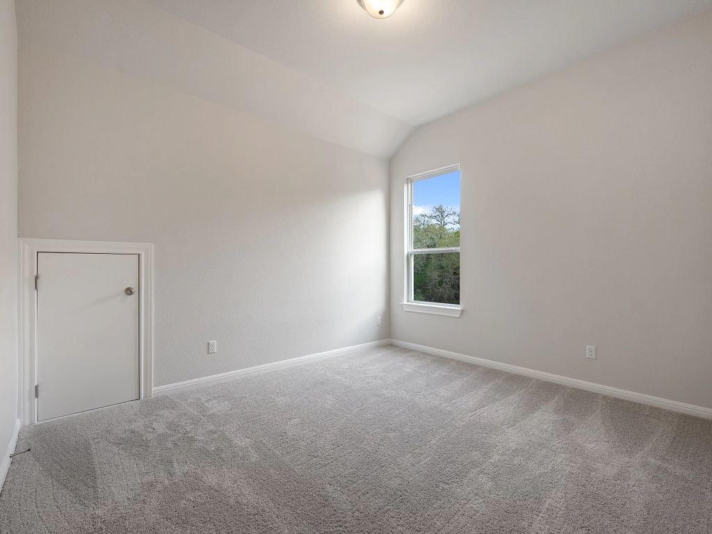 Provence - Lexington Interior Image 9