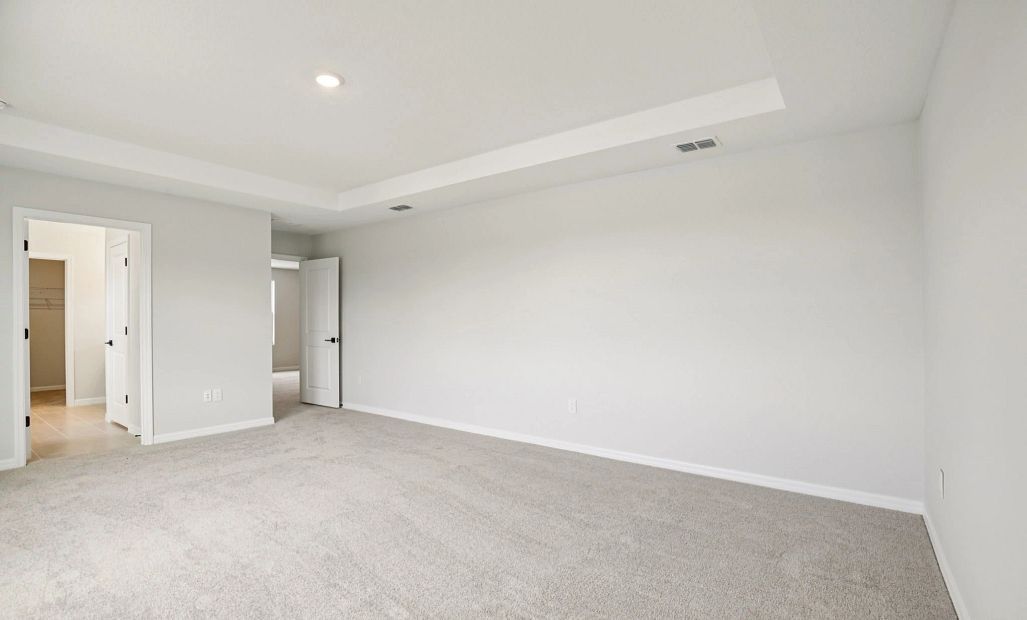 Very spacious primary suite