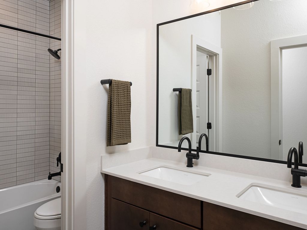 The Trails at Carmel - Hathaway Interior Image 12