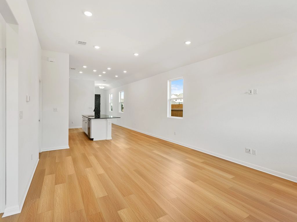 La Cima - Buchanan Interior Image 7