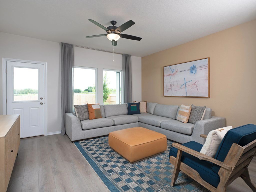 Hennersby Hollow - Granbury Interior Image 6