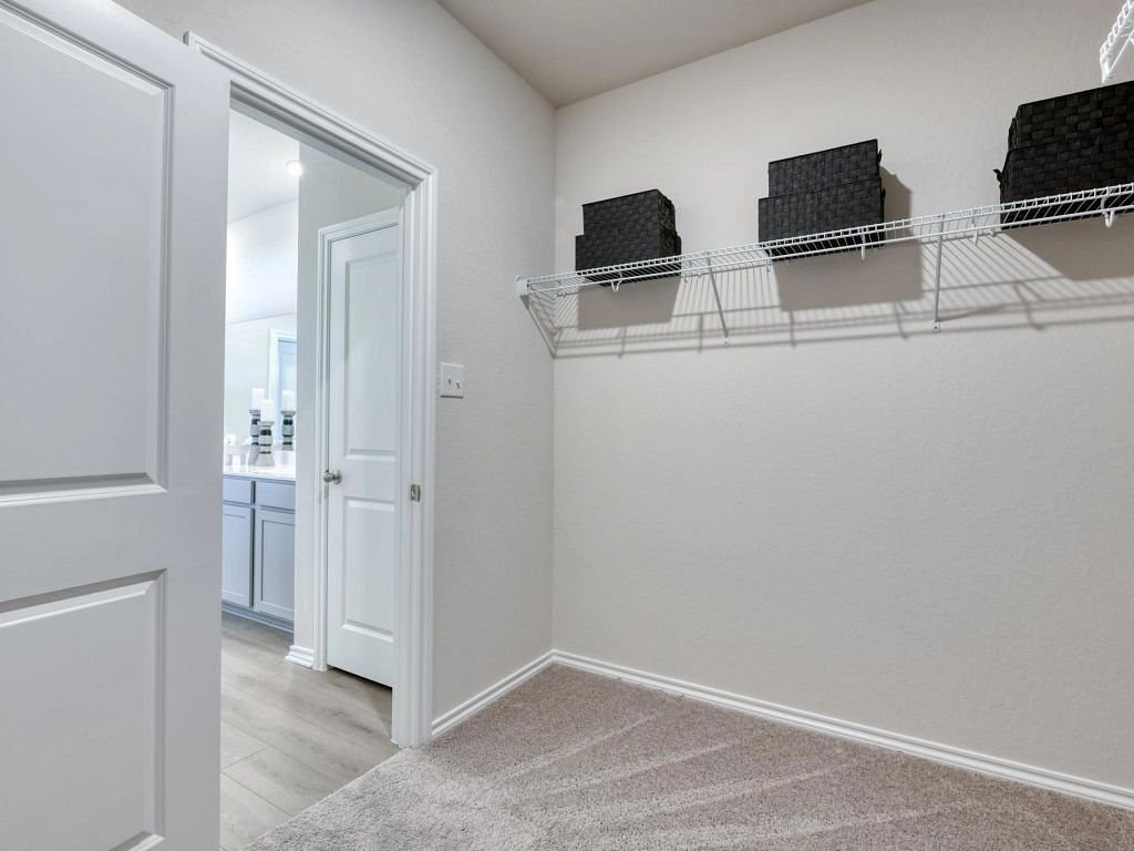 Hennersby Hollow - Granbury Interior Image 15