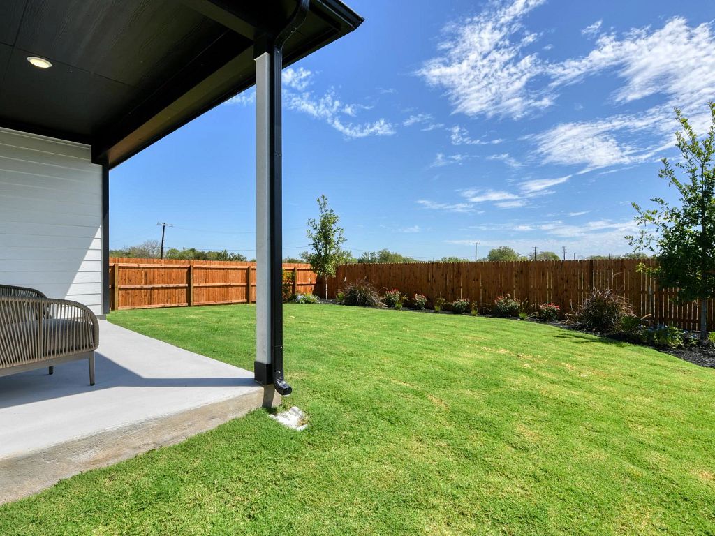Hennersby Hollow - Granbury Interior Image 19