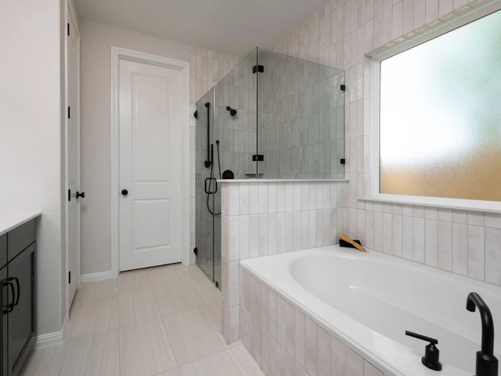 The Trails at Carmel - Winchester Interior Image 8